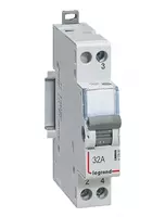 Переключатель Legrand CTX со средней точкой 32A