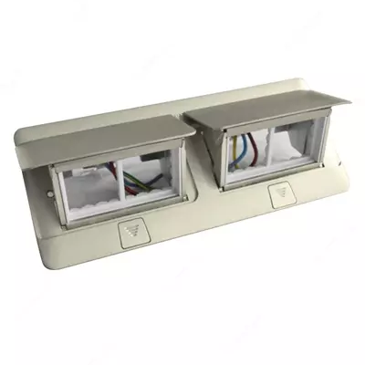 Выдвижной розеточный блок Legrand 8 модулей, нержавеющая сталь