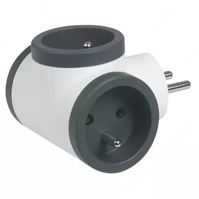 Вилка электрическая Legrand с 3-мя боковыми розетками 2К+З 16А 3680Вт