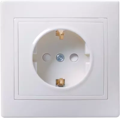 Розетка РСш10-3-КБ 1-местная с з/к, с защитной шторкой, 16 А КВАРТА (белый) IEK