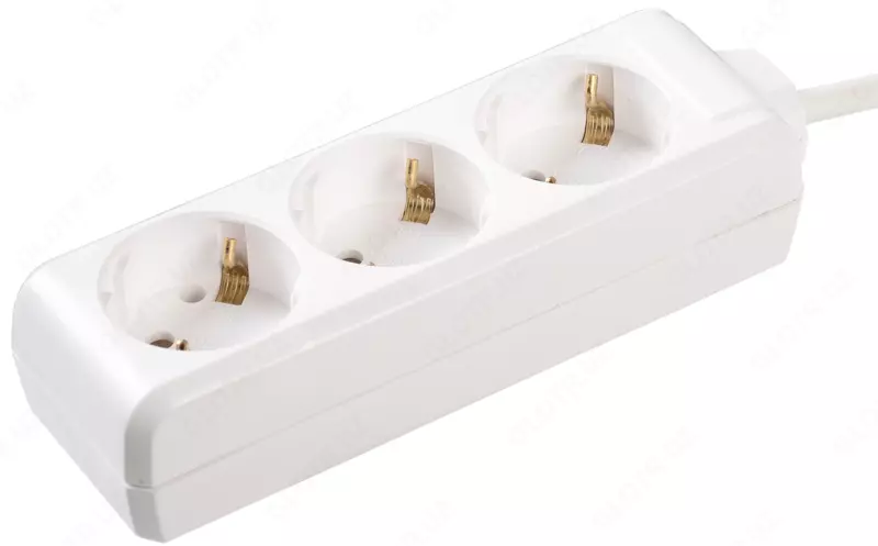 Удлинитель У03 3 места 2P+PE/5метров 3х1мм2 16А/250 IEK