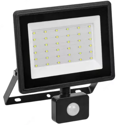 Harakat sensori qora IP54 6500K IEK bilan SDO 06-50D LED proyektori