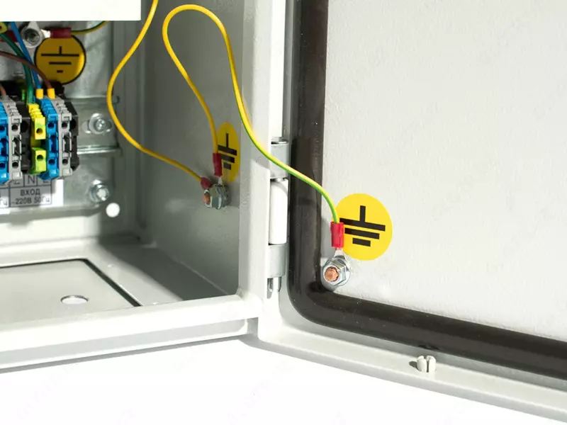  ИБП SKAT UPS-600 IP65 220В 450Вт 2 АКБ внешние  On-Line  синусоида (арт.986) Только в розницу