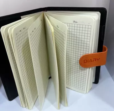 Блокнот оранжевый Diary - 31 000 сум / шт.