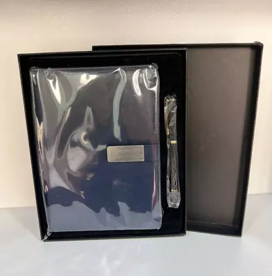 Подарочный набор ежедневник и ручка