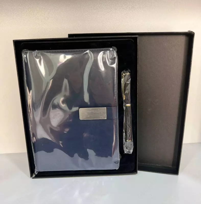 Подарочный набор ежедневник и ручка