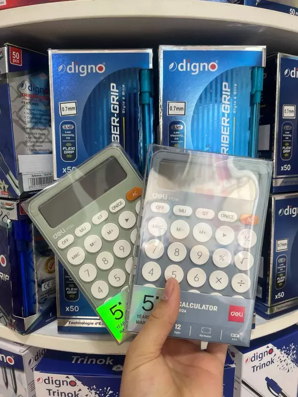 Калькулятор Deli M124