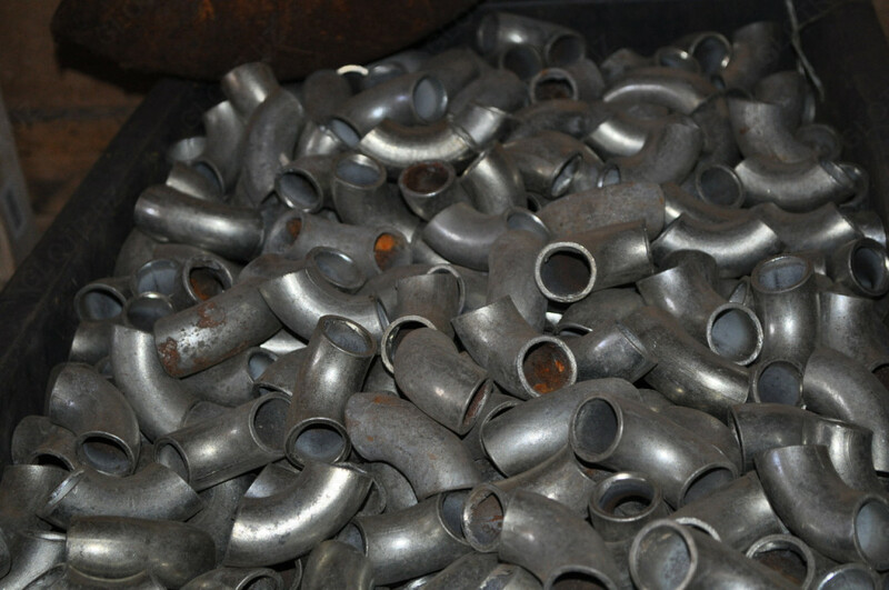 Отводы стальные Д-40