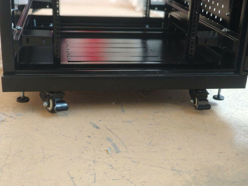 телекомуникационный