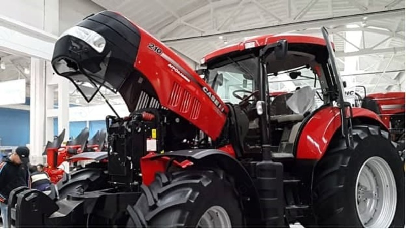  CASE Puma 210 traktori - 