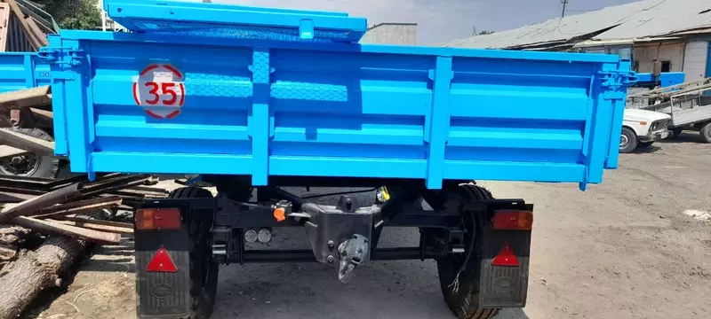 TTZ 811 traktori