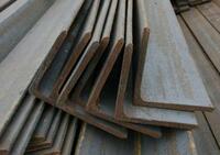 Уголок горячекатаный равнополочный (125х125х8*12000) РОССИЯ