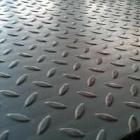 Лист горячекатаный с чечевичным рифлением	5 0*1500*6000мм