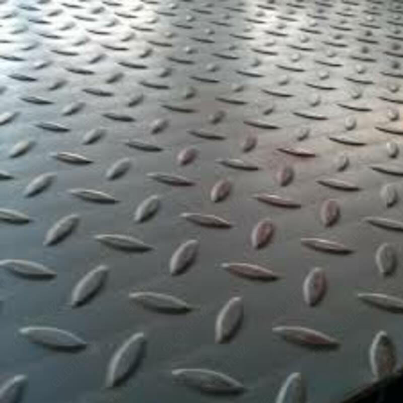 Лист горячекатаный с чечевичным рифлением	5 0*1500*6000мм