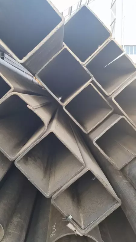 Профильные трубы 100*100*5