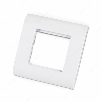 Панель лицевая 1 порт 86х86 мм