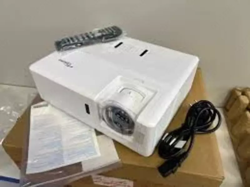 Проектор Optoma ZH406ST - 26 650 000 сум