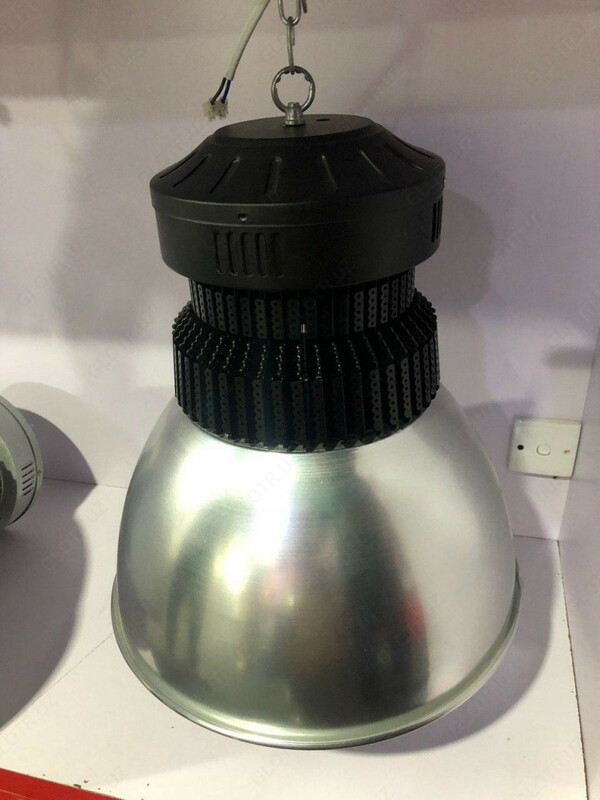 Светодиодный подвесной прожектор типа РСП 150 Вт