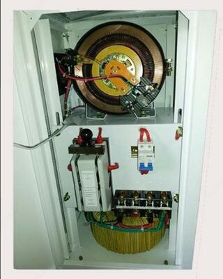 Стабилизатор напряжения 