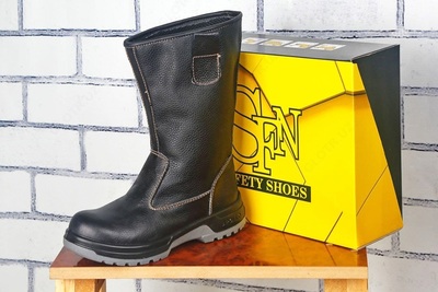 Кирзовый сапог модель "М"