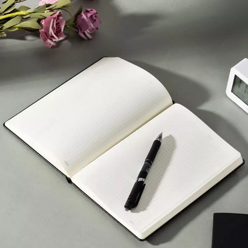  Deli A5  120 l (Art. - 001-N) Assortimenti sanasiz katakli kundaligi. Chakana savdo