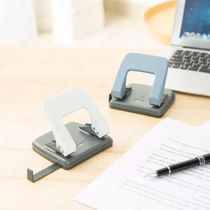  Канцелярский дырокол Deli  с двумя отверстиями  20 л. (Арт. - 0102) Ассортимент Только в розницу