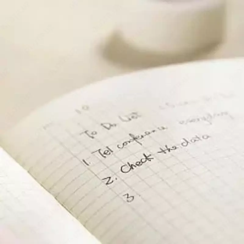  Записная книжка (клетка) Deli N140G  А5  210 х 143 мм  96 л. (Арт. - 140G-N-pk) Светло/розовая - 