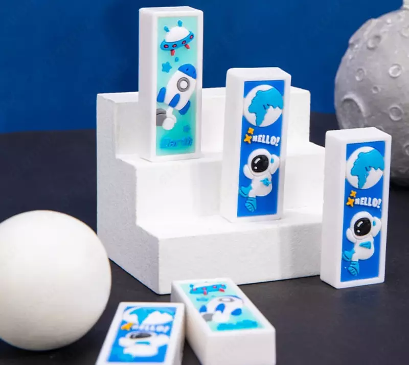  Корректирующий ластик Deli Космос  54 х 20 х 23.5 мм  инд. уп. (Арт. - 71133) Цветное ассорти - 