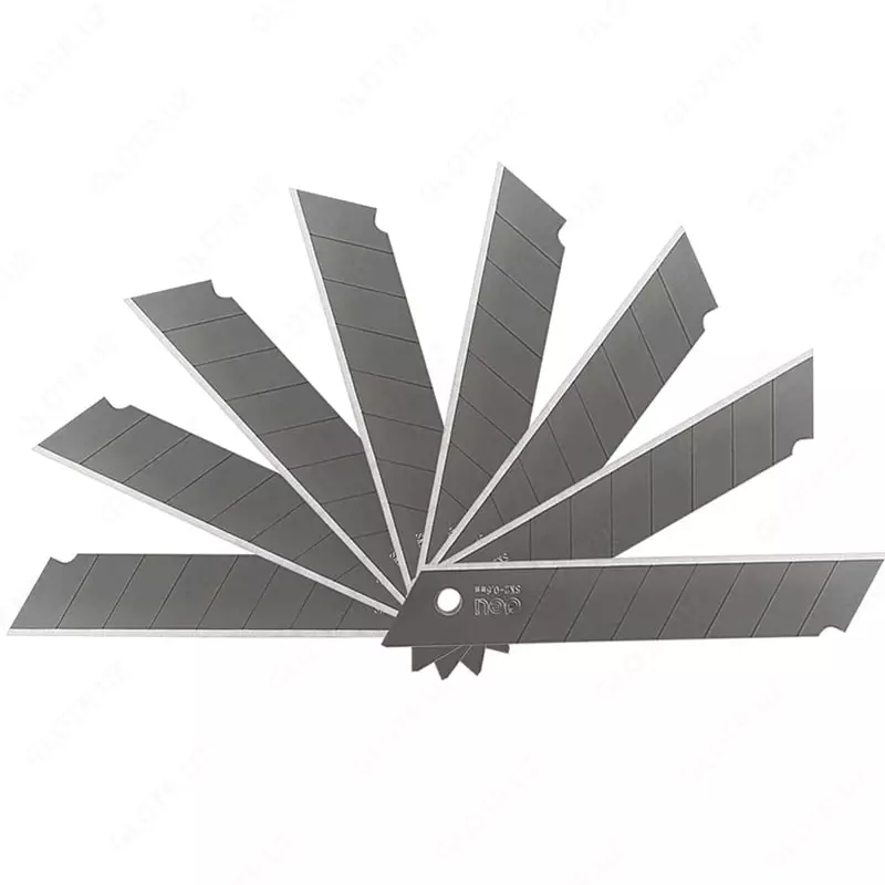 Сменные лезвия для канцелярского ножа Deli металл  18 мм  уп. пласт. пенал  10 шт. (Арт. - 2016)