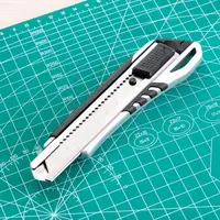  Нож канцелярский Deli  18 мм  усиленный  блистер (Арт. - 2057) Черный/стальной OOO Smart Choice Kans