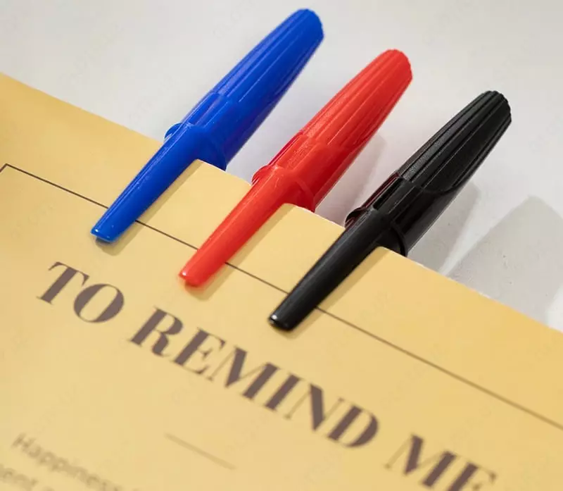  Шариковая ручка Deli EQ4-MT  1.0 мм  3 цв  уп. 10 шт. (Арт.- Q4-MT) Цв. ассорти Только в розницу