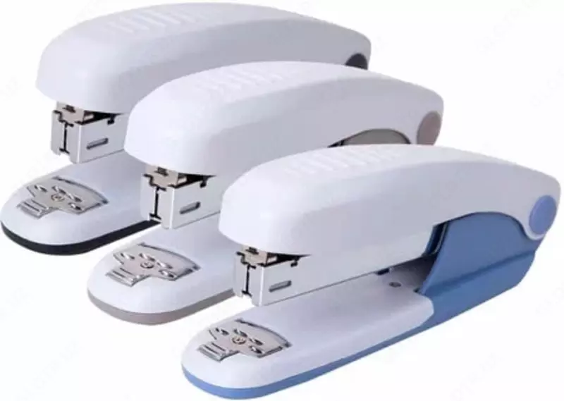 Канцелярский степлер Deli PRO  № 24/6  25 листов  карт. уп. (Арт.- 0323) Ассортимент