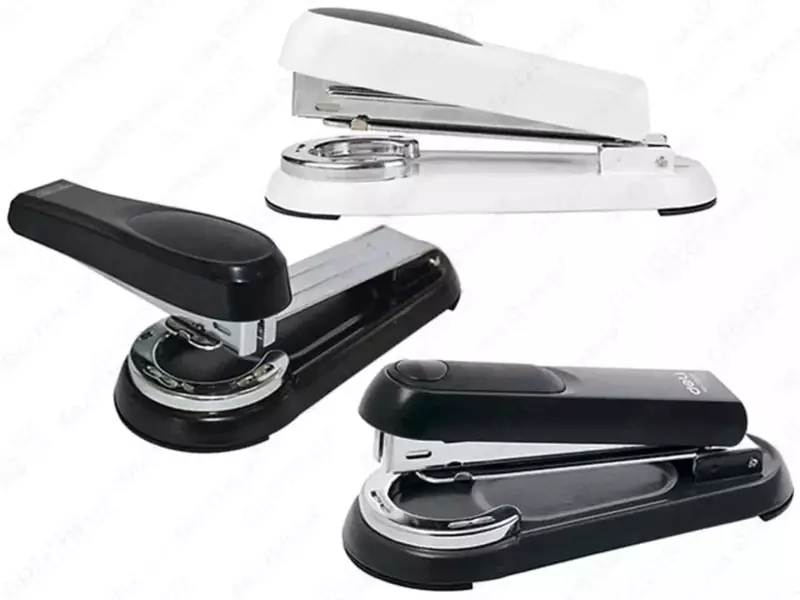  Канцелярский степлер (поворотный) Deli № 24/6  20 листов  карт. уп. (Арт.- 0333) Ассортимент Только в розницу