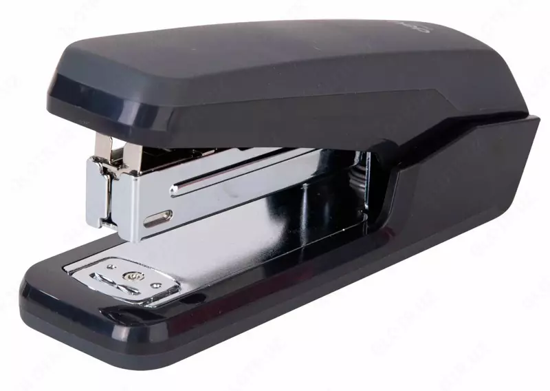 Канцелярский степлер Deli PRO  № 24/6  25 листов  карт. уп. (Арт.- 0464bk) Черный/серый