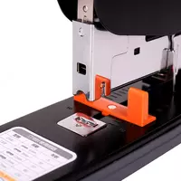   Канцелярский степлер Deli PRO  № 23/6-23/17  120 листов  карт. уп. (Арт.- 0484) Черный