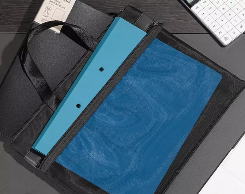  Портативная сумка-портфель Deli  2 ручки  1 отд.  380 х 290 х 30 мм  заст. молния (Арт. - 63777-bk) Черная Только в розницу