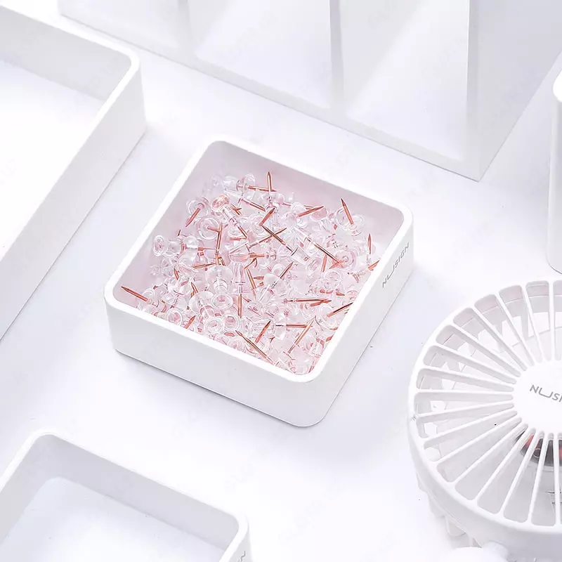   Универсальный мелкоофисный канцелярский набор Deli уп. пласт. бокс (Арт. - 78551) Золотистое ассорти