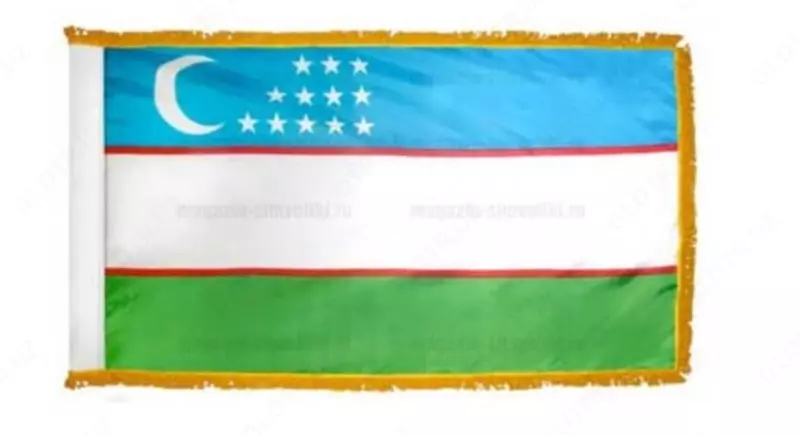 Флагшток РУз на мраморной подставке  флаг с бахромой  1 х 1.5 м  пластик. покр.