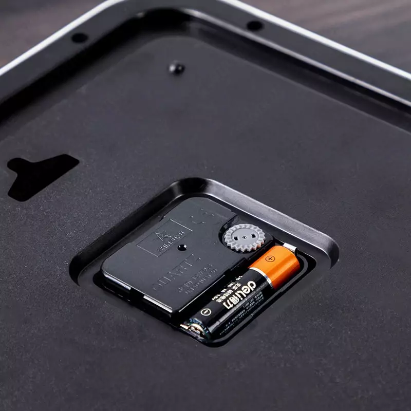  Кварцевые настенные часы (прямоугольные) Deli 36 x 38 см (Арт. - 8824) Черные - 