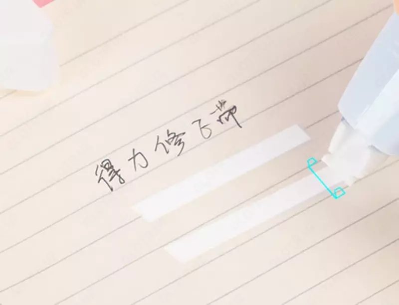   Корректирующая лента Deli 5 мм х 6 м  уп. блистер (Арт. - 71492) Цв. ассорти