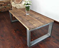 Стол деревянный на металлическом каркасе