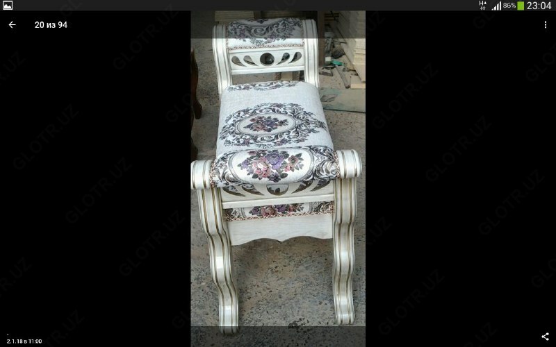 Банкетка для гостиной