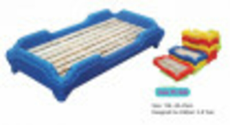 Детская пластиковая кровать PS 5036