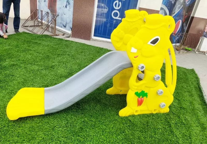 Bolalar uchun slayd "Quyon"