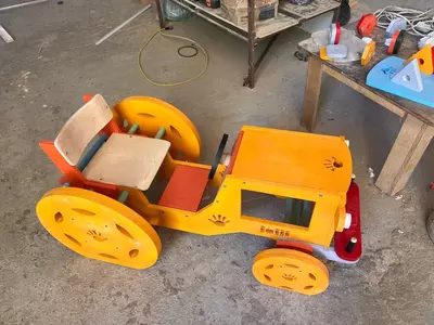 Качели на пружине Трактор 31 - 613 500 сум / шт.