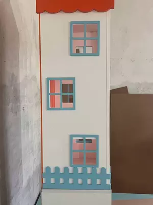 Bolalar uchun baland o'yin maydonchasi (balandligi 180 sm). "MINORA" modeli kichik № 2b