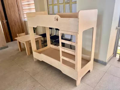 Детская дизайнерская кровать (2 яруса). Модель № 10 OOO "HIGH TECH"