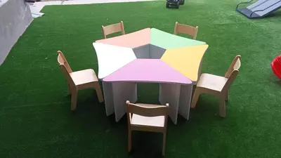 Детский комплект мебели (стол