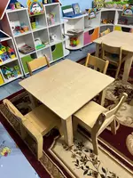 Детский комплект мебели (стол