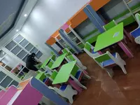 Детский комплект мебели (стол